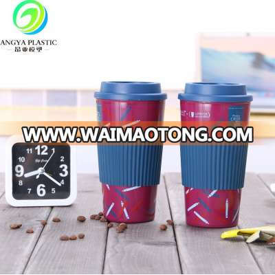 New product factory price double wall plastic Coffee Cup with silicon band and screw lid